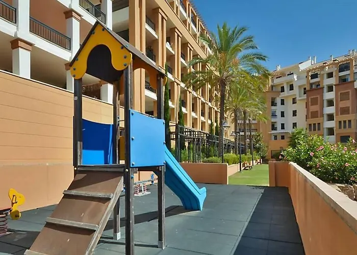 شقة Penthouse With Sea Views In ماربيا