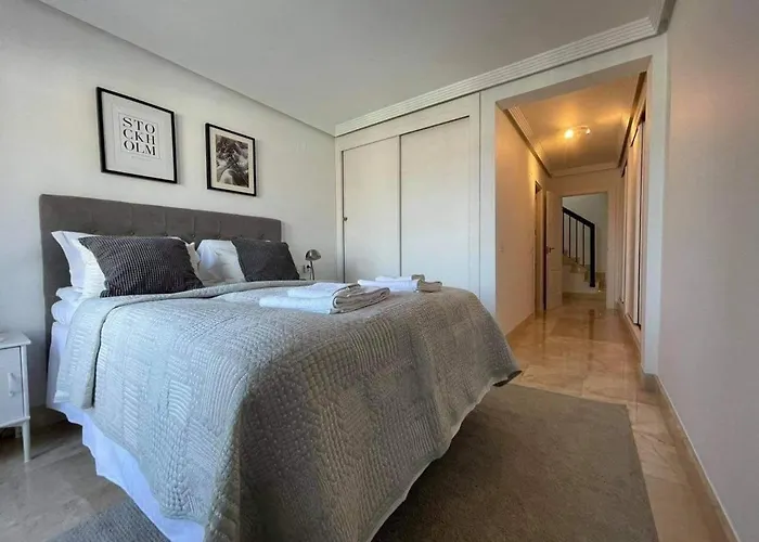 Penthouse With Sea Views In ماربيا